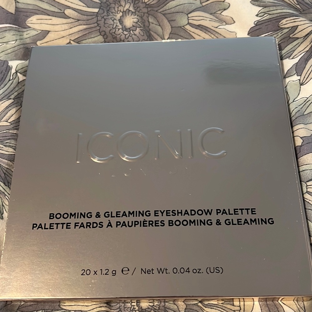Iconic London boom and gleaming palette
